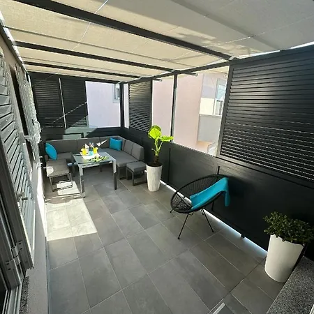 Apartment F&m *